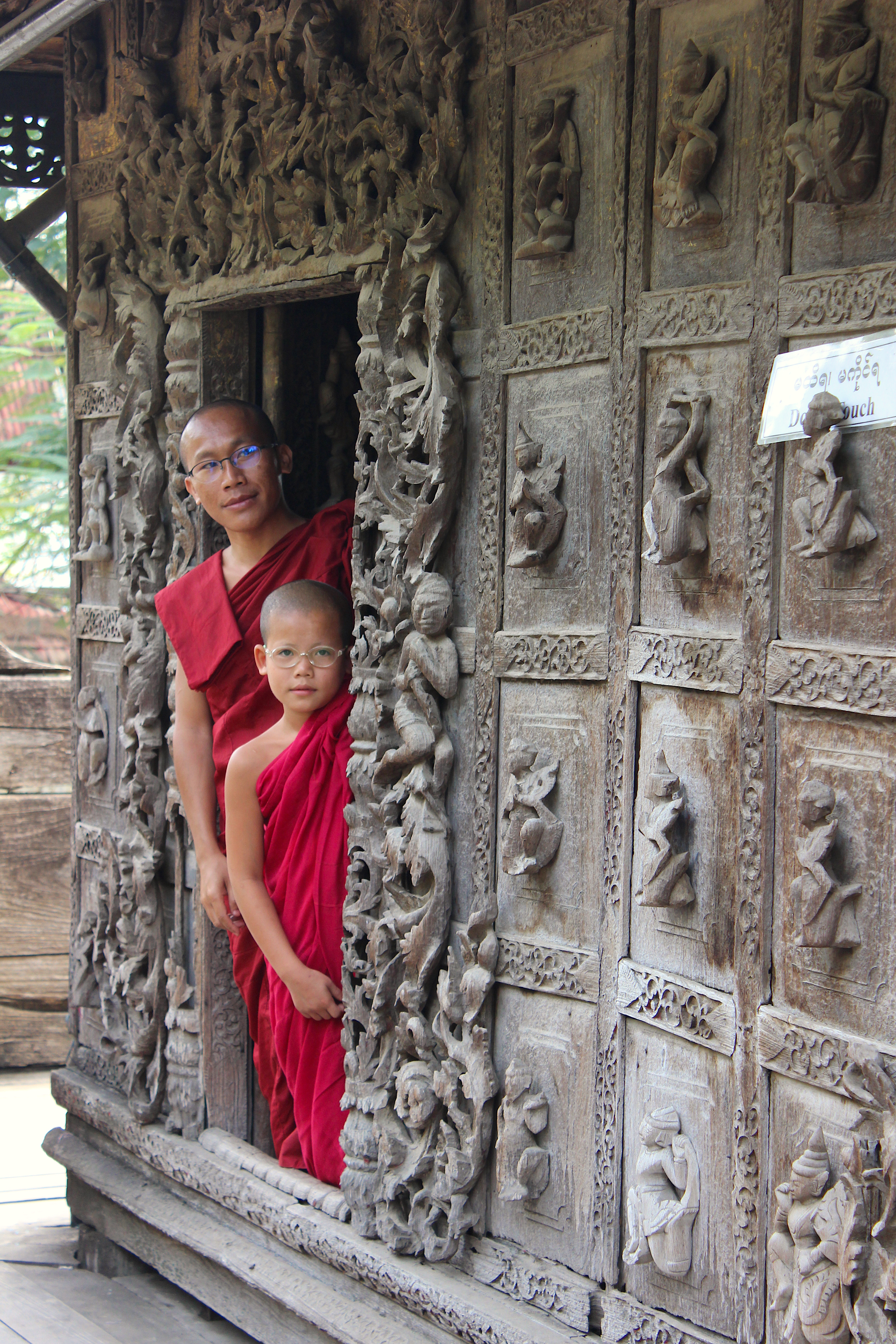 Monges de Mandalay