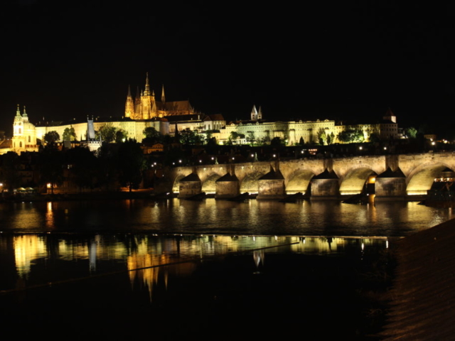 Praga by night